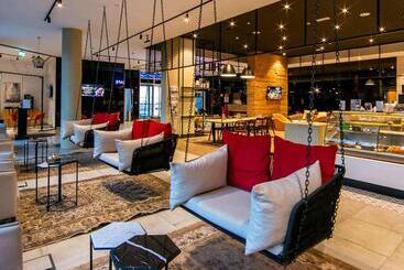 هتل Ibis Al Barsha