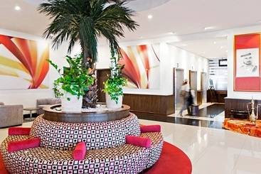 هتل Ibis Al Barsha