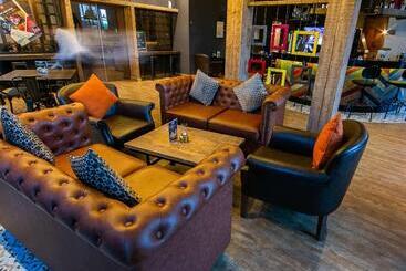 هتل Ibis Al Barsha