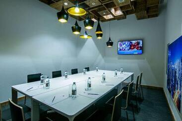 هتل Ibis Al Barsha