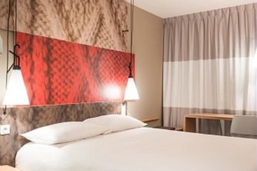 هتل Ibis Bordeaux Centre Bastide