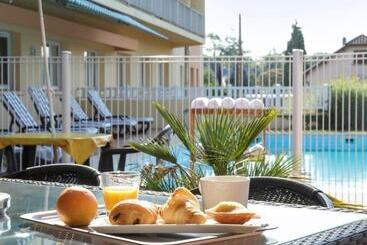 هتل Ibis Tarbes Odos