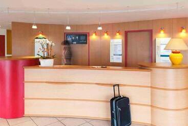 هتل Ibis Tarbes Odos