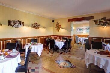 هتل La Roseraie Hôtel Restaurant