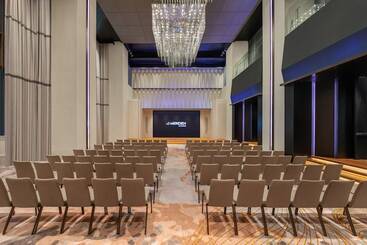 هتل Le Meridien Bangkok