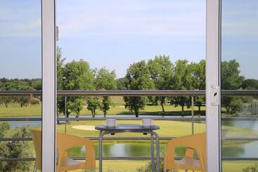 هتل Montado & Golf Resort