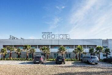 Opohotel Porto Aeroporto