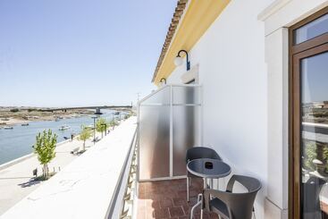 هتل Residencial Mares