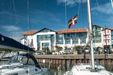 Residence Mer & Golf Sokoburu