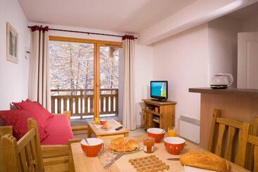 اقامتگاه Madame Vacances Les Balcons Des Airelles