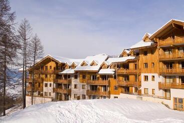 اقامتگاه Madame Vacances Les Balcons Des Airelles