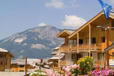 اقامتگاه Madame Vacances Les Balcons Des Airelles