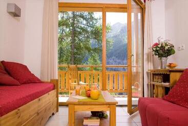 اقامتگاه Madame Vacances Les Balcons Des Airelles