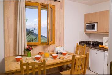 اقامتگاه Madame Vacances Les Balcons Des Airelles