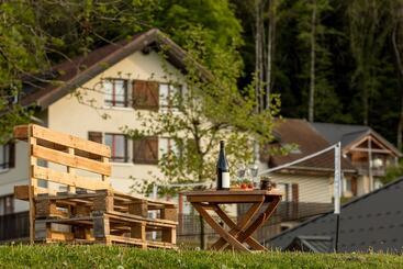 استراحتگاه Garden & City Evian  Lugrin