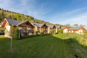 استراحتگاه Garden & City Evian  Lugrin