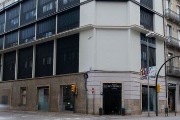 هتل Bestprice Girona