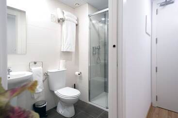 هتل Bestprice Girona