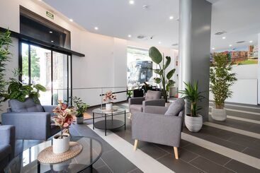 هتل Bestprice Girona