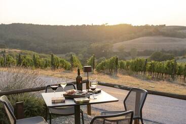 استراحتگاه Villa Petriolo