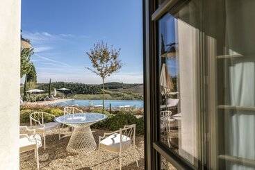 استراحتگاه Villa Petriolo