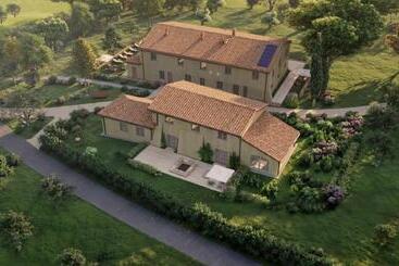 استراحتگاه Villa Petriolo