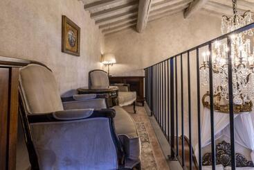 استراحتگاه Villa Petriolo