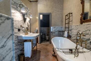 استراحتگاه Villa Petriolo