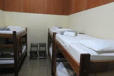 هاستل Rio Celeste Backpackers