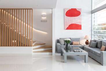 هتل Gallery Suites & Residences