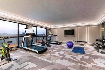 هتل Mercure Nantong Downtown