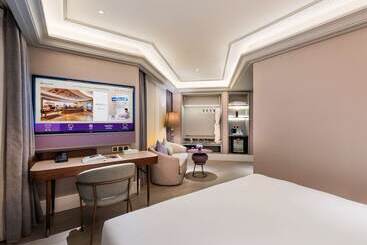 هتل Mercure Nantong Downtown