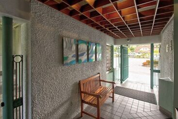 Maluhia Kahakai 2 Bedroom Condo By Redawning - Hilo