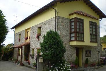 Casa De Aldea Ruiloba
