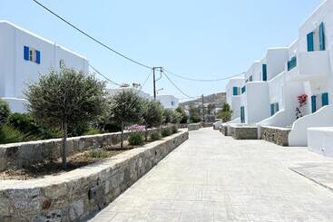 Cyclades Blue