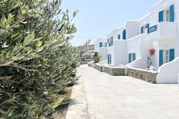 Cyclades Blue