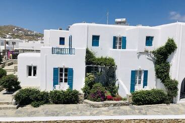 Cyclades Blue