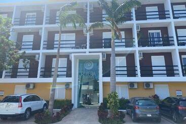 هتل Aalada Playa Del Carmen