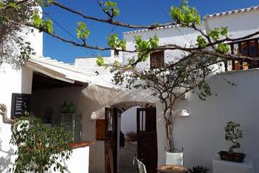 هتل Agroturismo Can Pardal