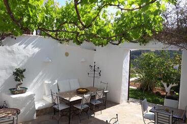 هتل Agroturismo Can Pardal