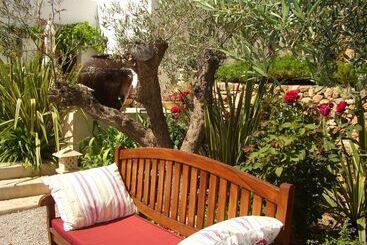 هتل Agroturismo Can Pardal