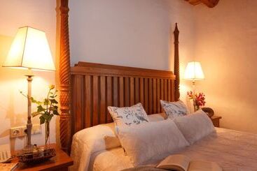 هتل Agroturismo Can Pardal