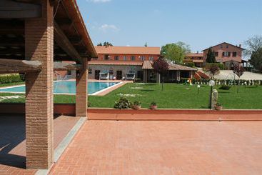 فندق Country Resort Al Poggio Dei Papi