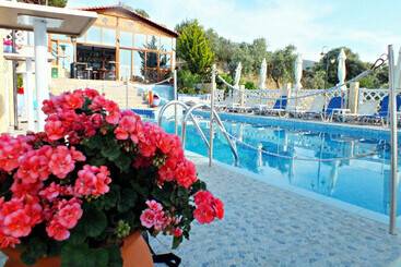 هتل Anny Residences & Suites