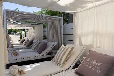 هتل Best Western Maison B