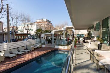 هتل Best Western Maison B