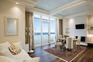 هتل Best Western Maison B