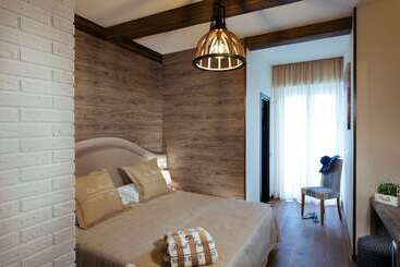 هتل Best Western Maison B