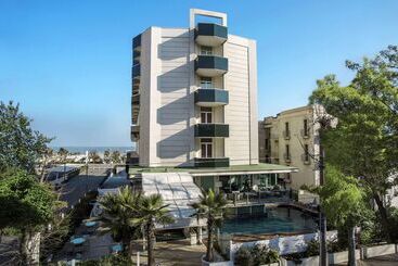 هتل Best Western Maison B