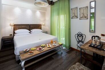 هتل Best Western Maison B